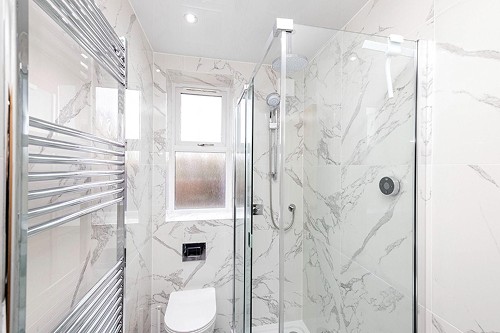 Modern Bathroom Installation